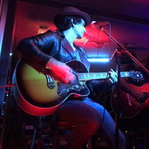 Meet your Posher, Eric